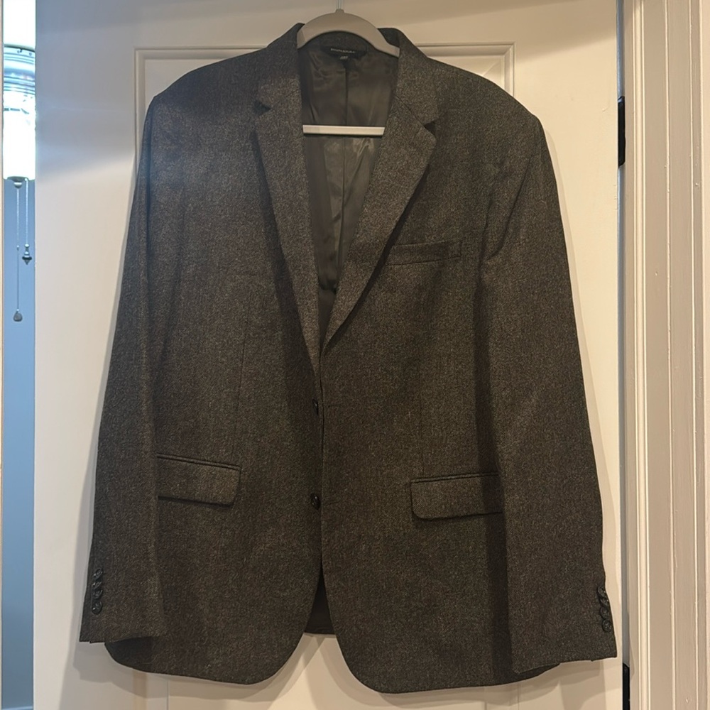 Beautiful Banana Republic Blazer. Never worn.